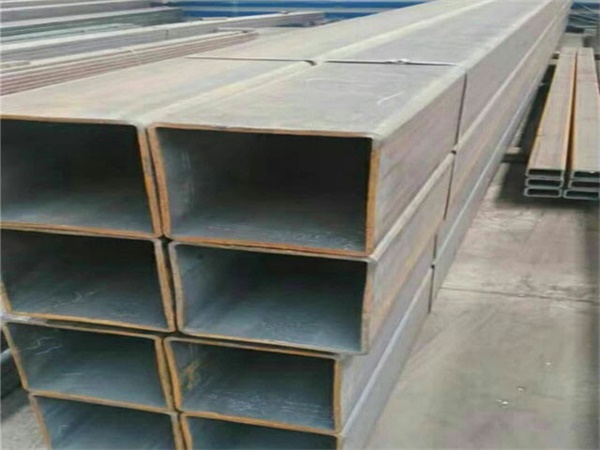 哈尔滨Q355B无缝方管大厂出货